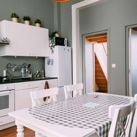 Charming Apartment With Terrace In Lille Luaran gambar