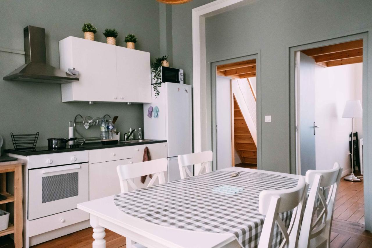 Charming Apartment With Terrace In Lille Luaran gambar
