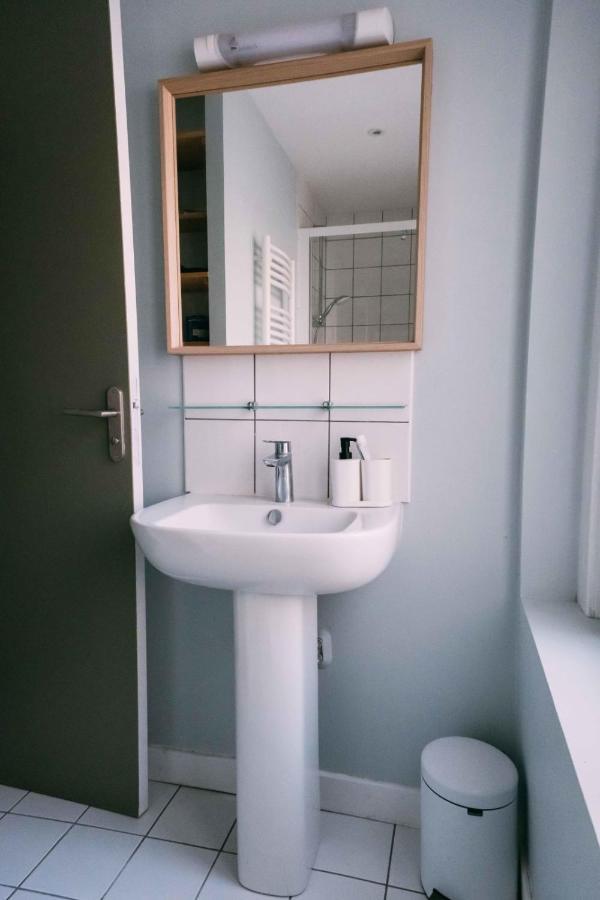 Charming Apartment With Terrace In Lille Luaran gambar